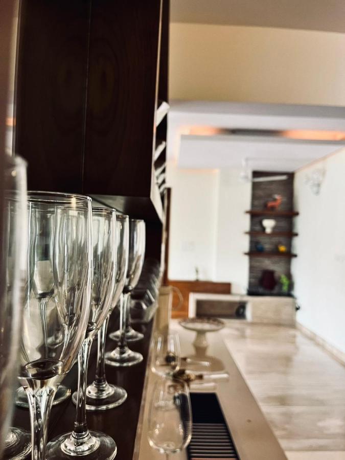 Luho Grande Bed and Breakfast Μπανγκαλόρ Εξωτερικό φωτογραφία